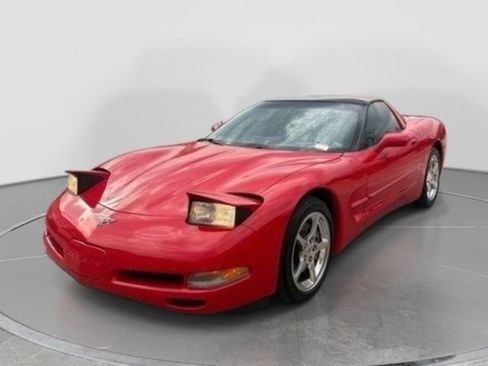Used 2003 Chevrolet Corvette Coupe w/ Preferred Equipment Group image 2