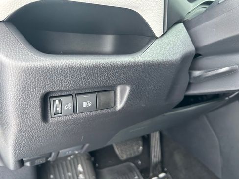 Used 2024 Toyota RAV4 XLE image 30