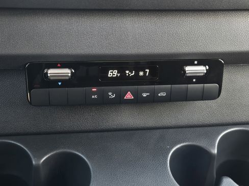 New 2025 Mercedes-Benz Sprinter 2500 image 18