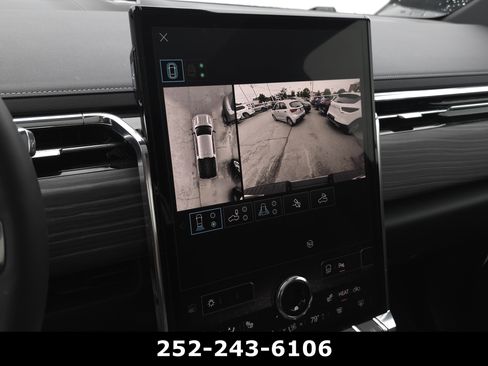 Used 2025 GMC Sierra EV Denali AWD/4WD image 26