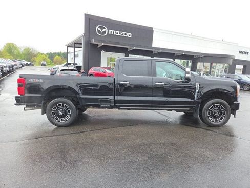 Used 2023 Ford F350 Platinum AWD/4WD image 6