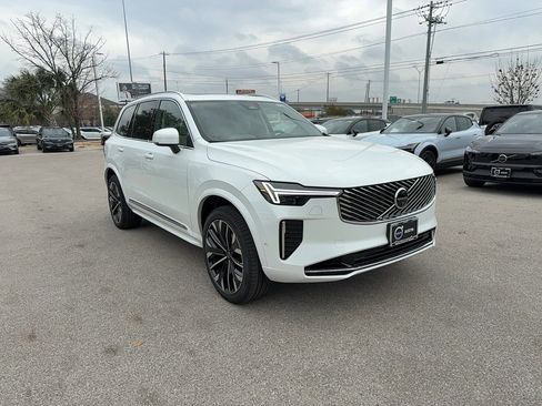 New 2026 Volvo XC90 T8 Ultra w/ Protection Package Premier image 6