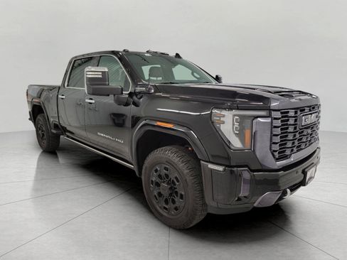 Used 2024 GMC Sierra 2500 Denali Ultimate w/ Snow Plow Prep/Camper Package AWD/4WD image 1