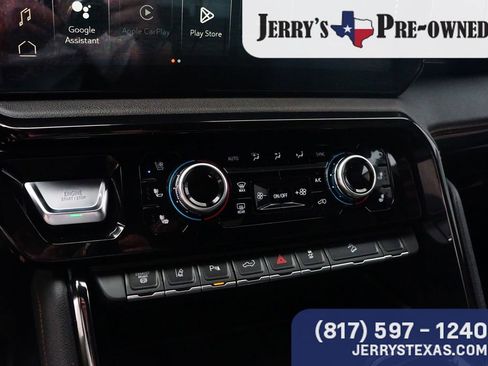 Used 2024 GMC Sierra 2500 AT4 w/ AT4 Premium Plus Package image 13