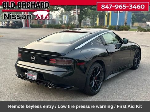 Used 2025 Nissan Z Performance w/ Floor Mat Package RWD image 6