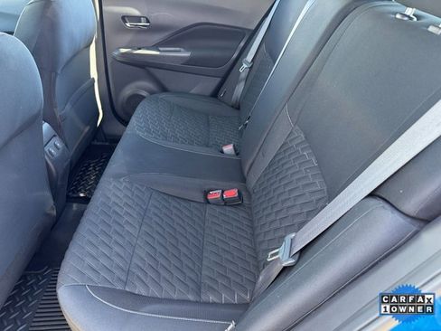 Used 2021 Nissan Kicks SV image 4