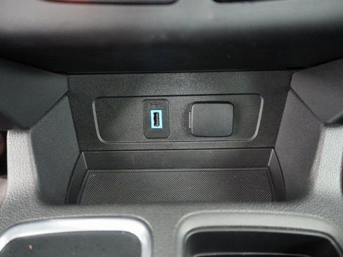 Used 2019 Ford Escape SEL image 30