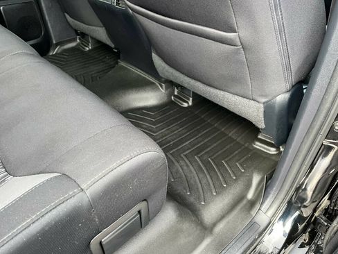 Used 2019 Toyota Tundra SR5 AWD/4WD image 33