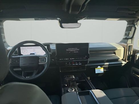 New 2025 GMC Hummer EV 2X image 23