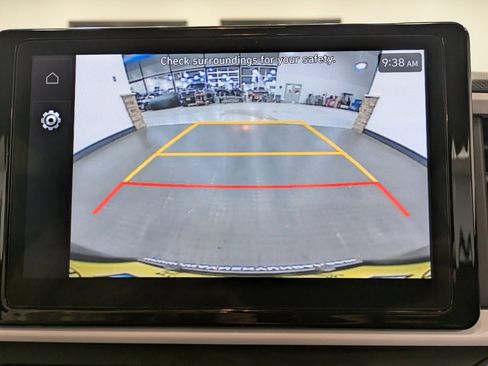 Certified 2024 Hyundai Venue Limited image 12