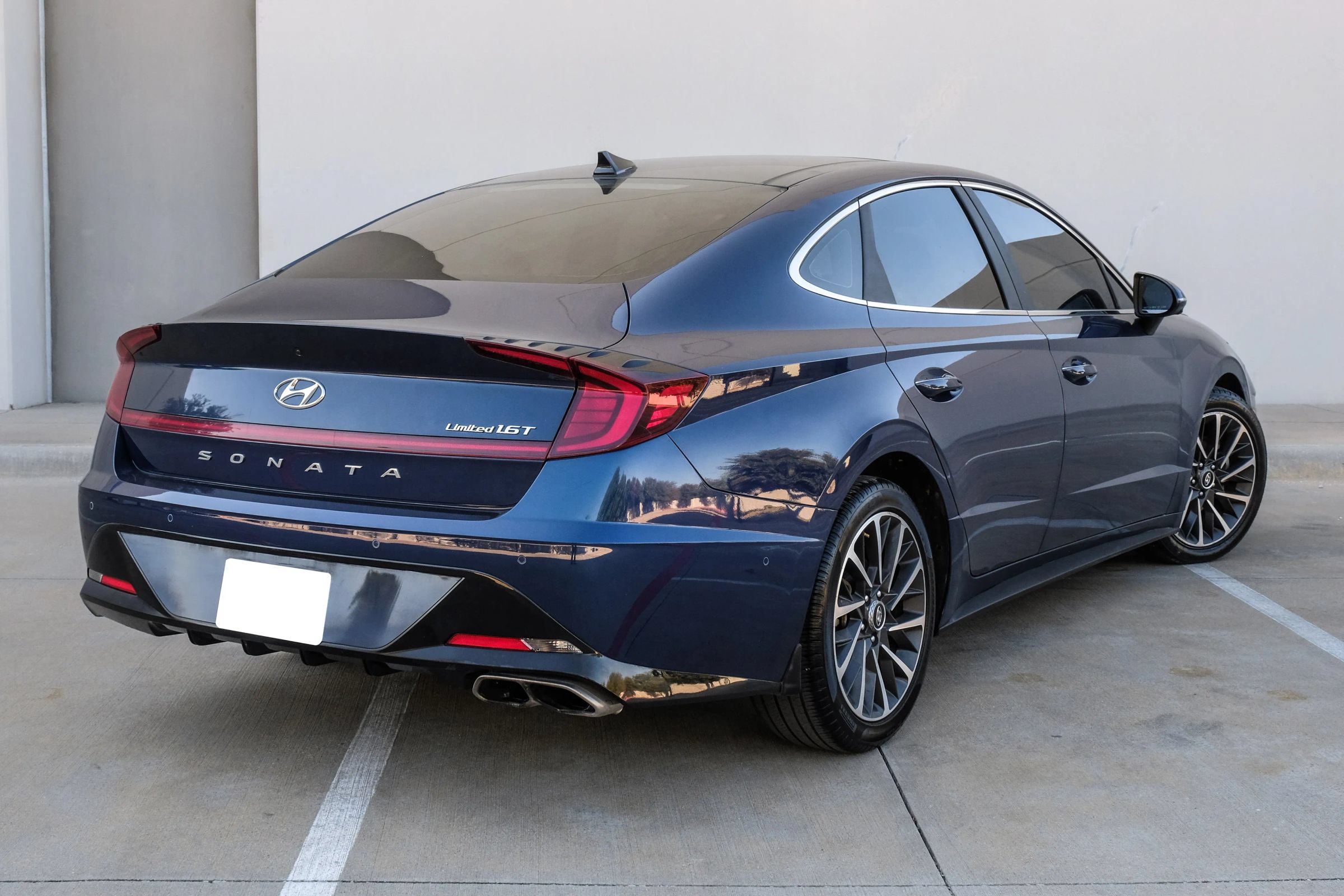 Used 2022 Hyundai Sonata Limited FWD image 10