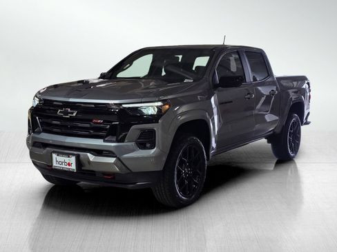 Used 2024 Chevrolet Colorado Z71 w/ LPO, Dark Essentials Package AWD/4WD image 3