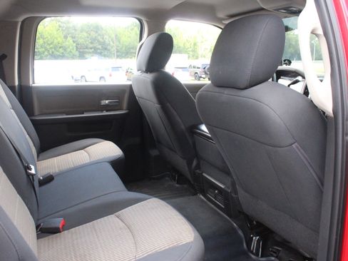 Used 2012 RAM 2500 SLT AWD/4WD image 29
