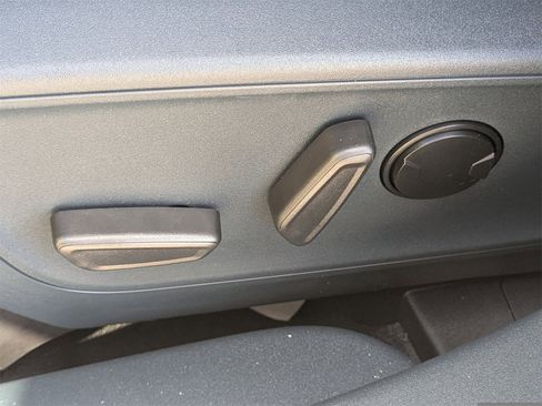 New 2025 Ford Maverick Lariat image 21