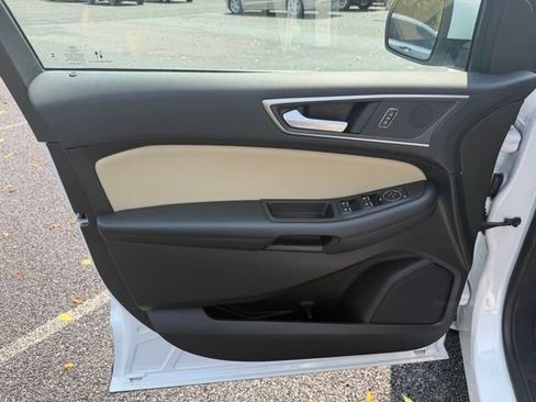 Certified 2023 Ford Edge SEL w/ Convenience Package AWD/4WD image 13