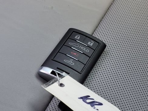 Used 2015 Chevrolet Corvette Stingray Convertible w/ 2LT Preferred Equipment Group RWD image 27