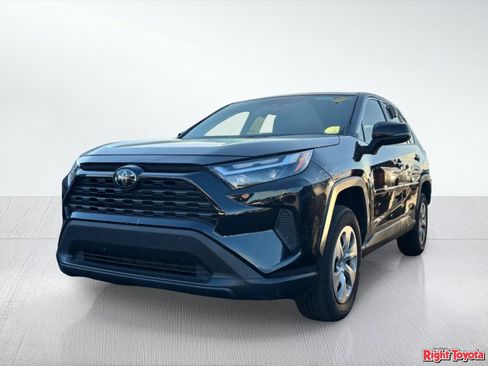 Certified 2023 Toyota RAV4 LE AWD/4WD image 2