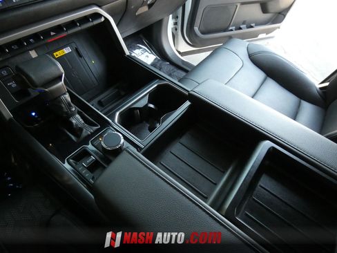 Used 2024 Toyota Tundra Limited AWD/4WD image 56