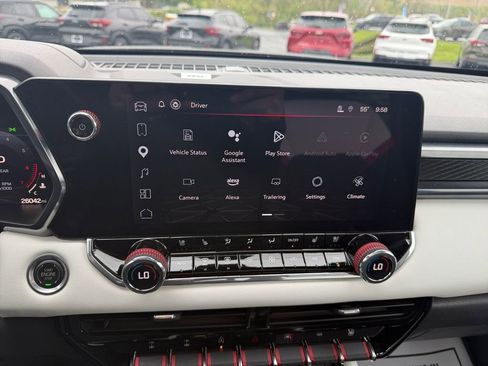 Certified 2024 GMC Canyon AT4X AWD/4WD image 17