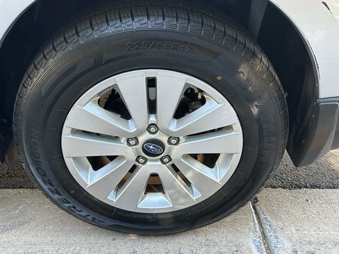 Used 2015 Subaru Outback 2.5i Premium image 57