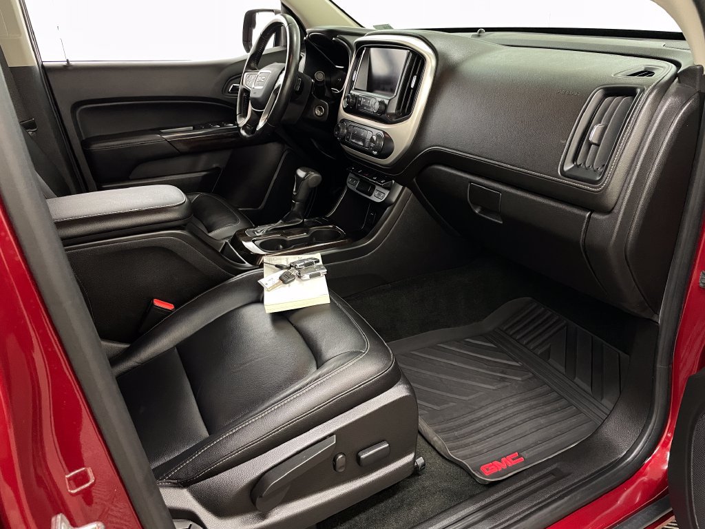 Certified 2018 GMC Canyon SLT w/ Driver Alert Package AWD/4WD image 40