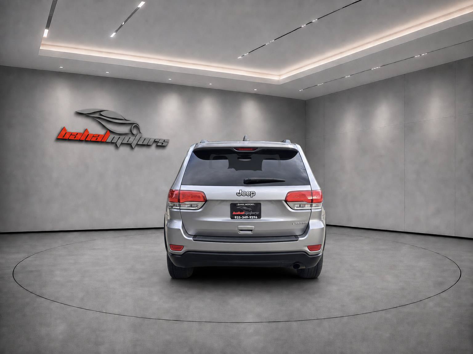 Used 2015 Jeep Grand Cherokee Laredo w/ Quick Order Package 23E RWD image 14