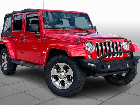 Used 2018 Jeep Wrangler Unlimited Sahara image 4
