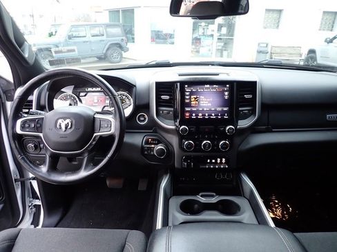 Used 2019 RAM 1500 Big Horn image 18