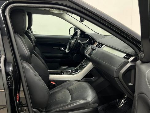 Used 2017 Land Rover Range Rover Evoque SE Premium AWD/4WD image 33