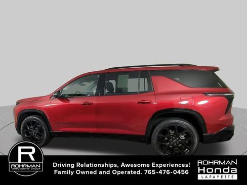 Used 2026 Chevrolet Traverse RS w/ LPO, Floor Liner Package FWD image 7