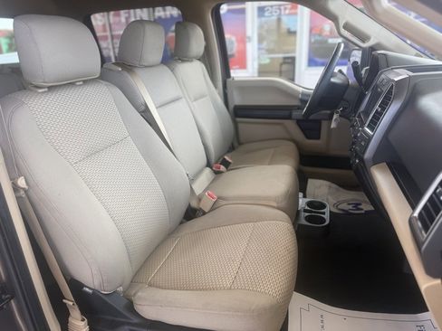 Used 2015 Ford F150 XLT w/ Equipment Group 302A Luxury image 22