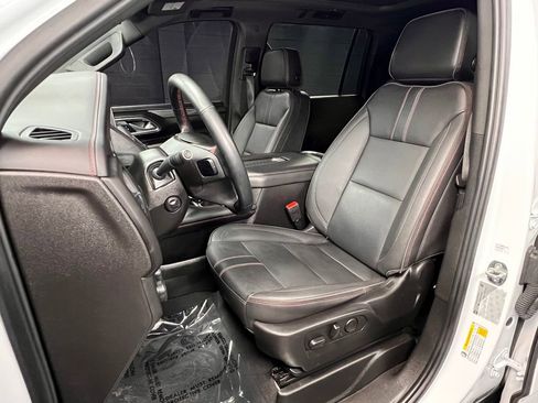 Used 2023 Chevrolet Suburban RST w/ Luxury Package image 4