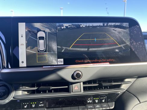 New 2025 Toyota Crown Signia image 29