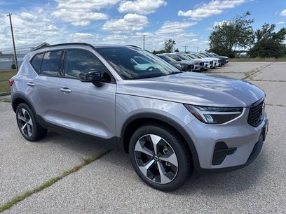 New 2026 Volvo XC40 B5 Core w/ Protection Package Premier