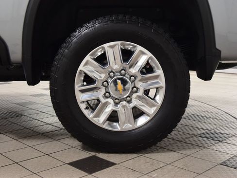 Used 2025 Chevrolet Silverado 2500 High Country w/ Technology Package AWD/4WD image 28