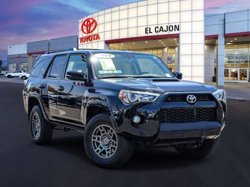 Used 2019 Toyota 4Runner TRD Off-Road Premium AWD/4WD image 1