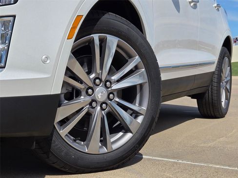 New 2026 Cadillac XT5 Premium Luxury w/ Driver Assist Package AWD/4WD image 8