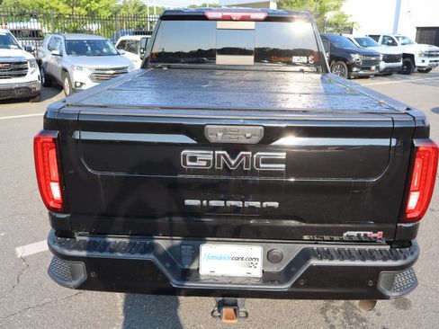 Used 2020 GMC Sierra 2500 AT4 w/ Technology Package AWD/4WD image 14