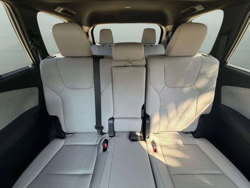 Used 2025 Lexus TX 350 350 Premium w/ Technology Package image 54