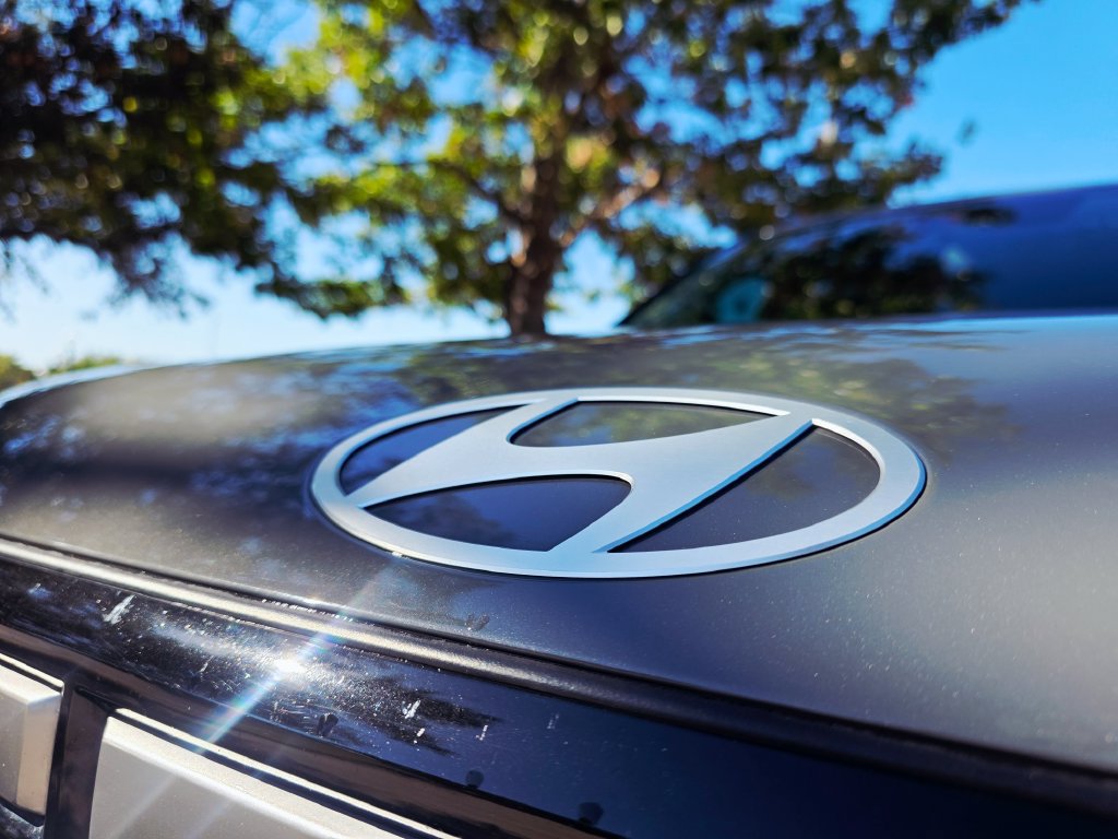 Certified 2025 Hyundai Santa Fe SEL FWD image 30