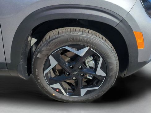 New 2026 Kia Seltos S image 11
