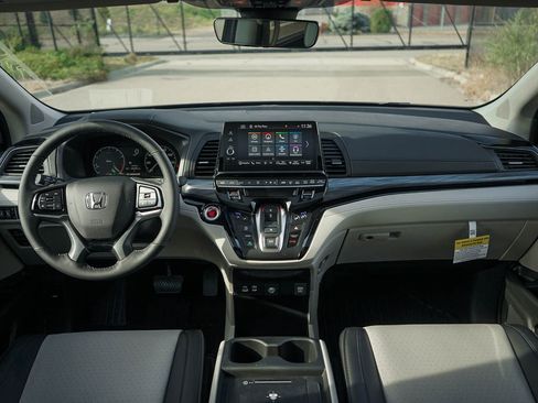 New 2026 Honda Odyssey Elite image 15