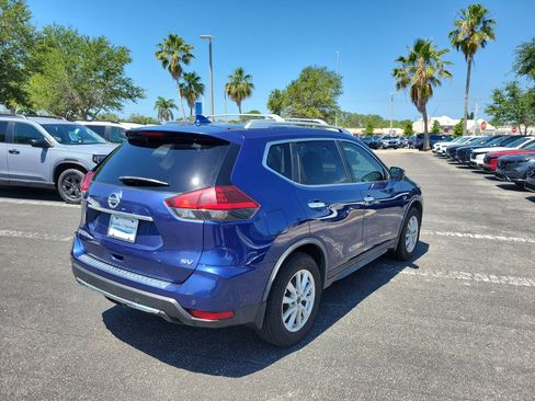 Used 2019 Nissan Rogue SV FWD image 6