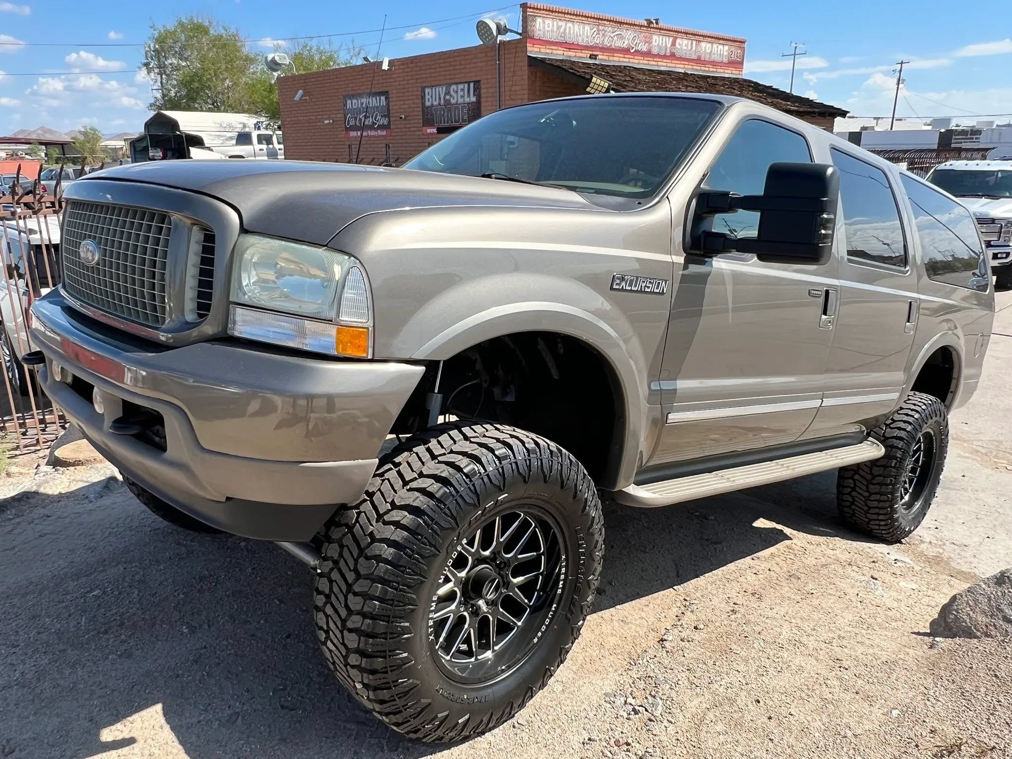 Used 2003 Ford Excursion Limited AWD/4WD image 3