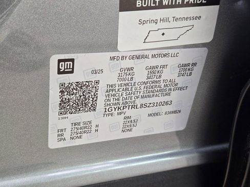 Certified 2025 Cadillac Lyriq Luxury w/ LPO, Floor Liner Package image 33