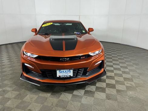 Used 2023 Chevrolet Camaro SS RWD image 3
