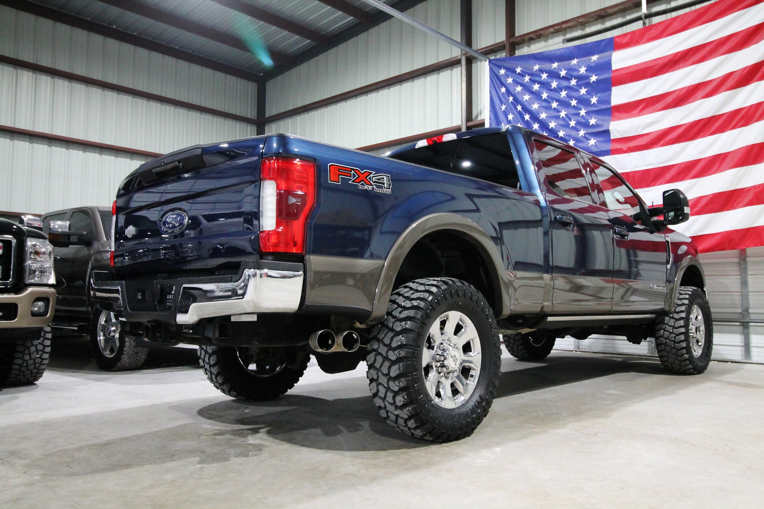 Used 2017 Ford F250 King Ranch w/ King Ranch Ultimate Package AWD/4WD image 11