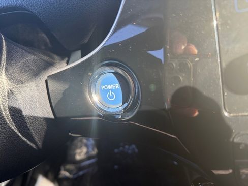 Used 2016 Toyota Prius Two image 18