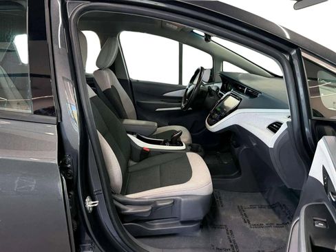 Used 2021 Chevrolet Bolt LT image 11