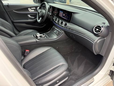 Used 2018 Mercedes-Benz E 300 image 30